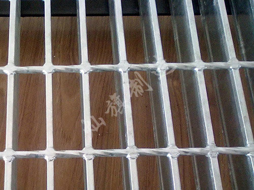 壓焊鋼格柵圖片2